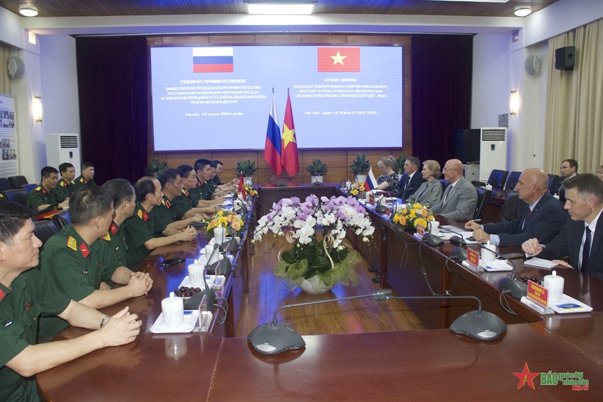 Phó thủ tướng Liên bang Nga thăm và làm việc tại Trung tâm Nhiệt đới Việt - Nga